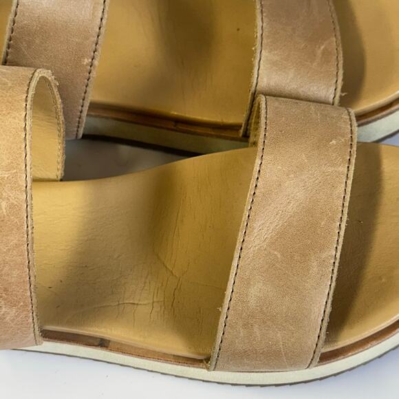 Nisolo Go-To Flatform Sandal in Almond Ankle Strap Size 9.5 Hook & Loop close - Picture 14 of 16